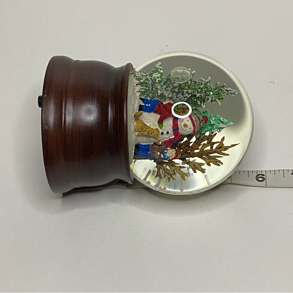 San Francisco Music Box Company Snowman And Friends Tune Winter Wonderland - Picture 8 of 8